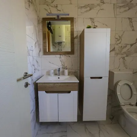 Kosta Appartement *